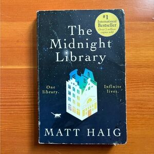 The Midnight Library by - Black Cover